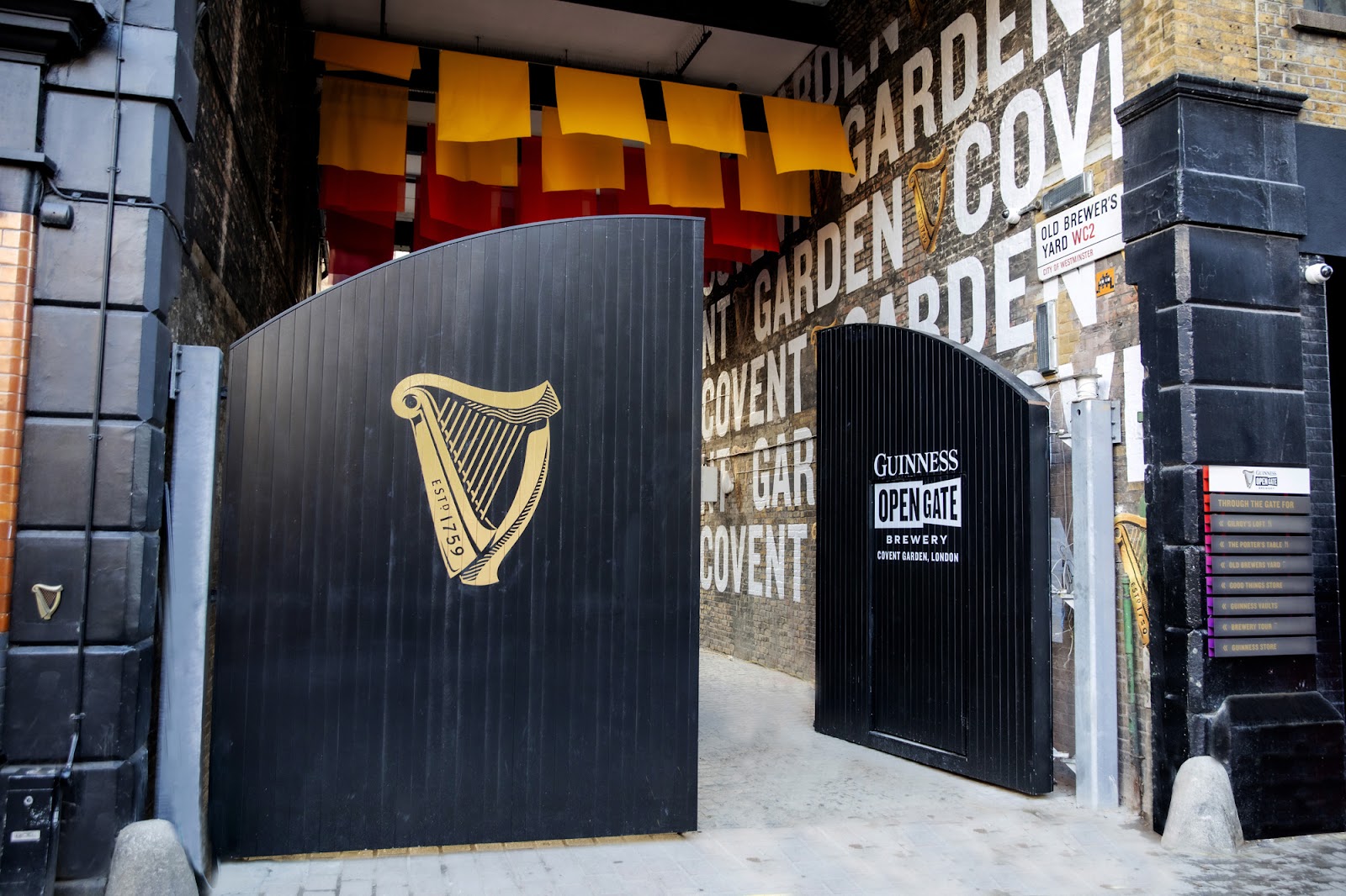 Guinness in London: When design (literally) guides you to a beer.