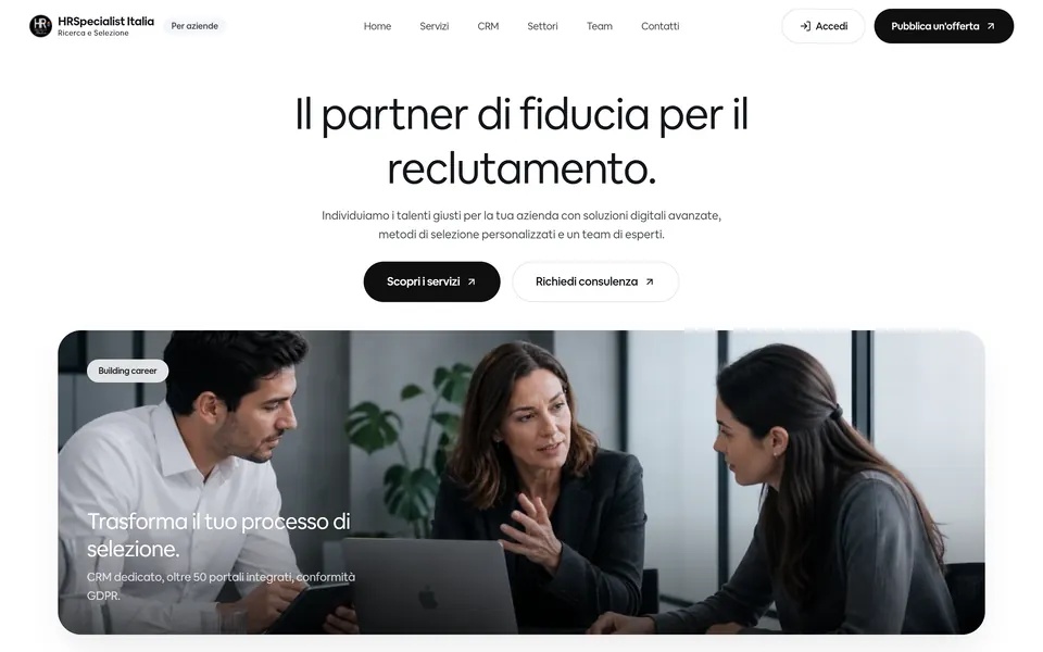 Companies page: “Il partner di fiducia per il reclutamento.” with its own menu and the “Pubblica un'offerta” button