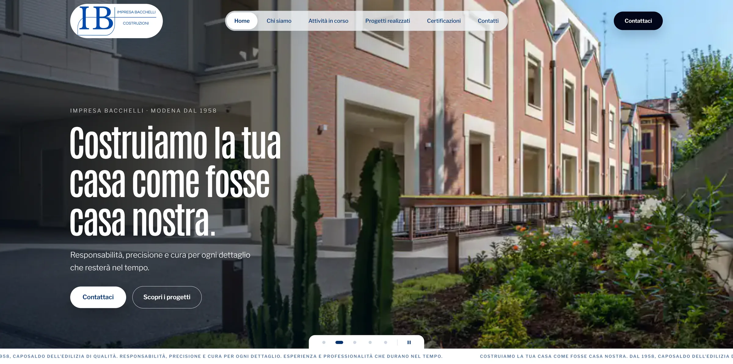 The new home page: “Costruiamo la tua casa come fosse casa nostra.” over a full-screen photo