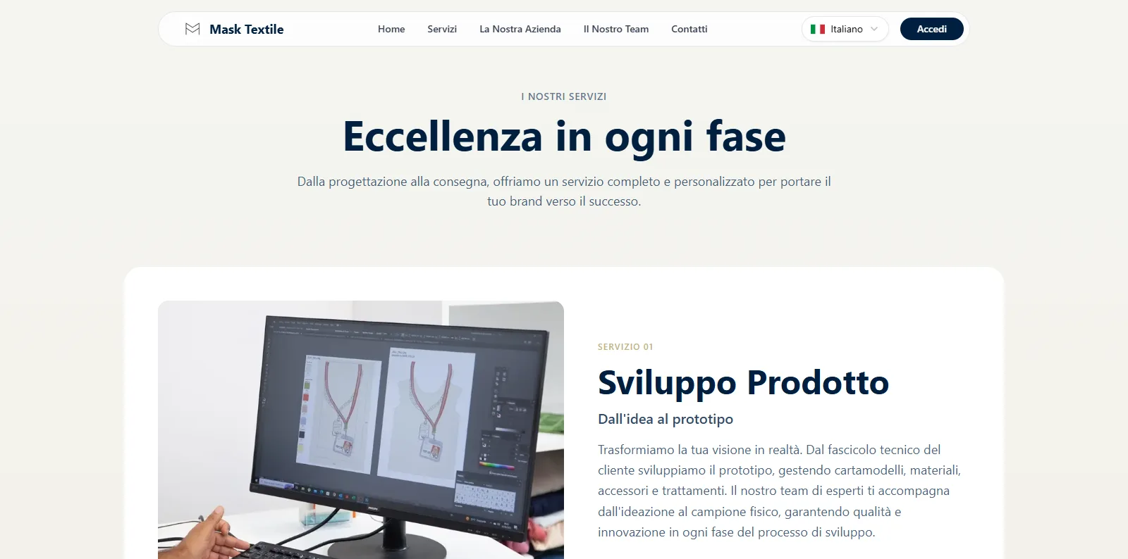 The Services page: the cards, from Sviluppo Prodotto to Gestione Logistica Internazionale, slide up and stack on top of each other